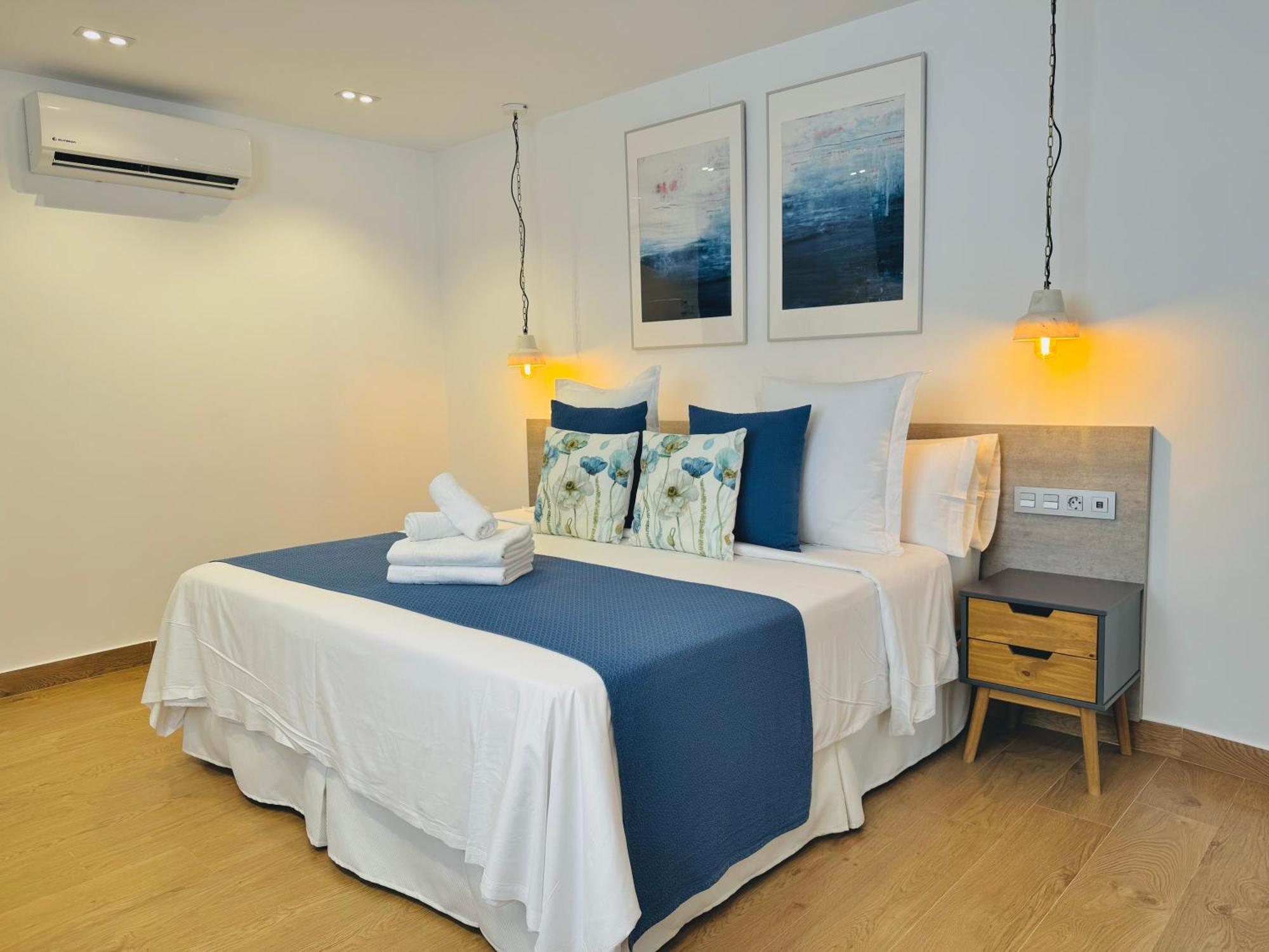 Pueblo Evita Premium Suites Benalmádena Buitenkant foto