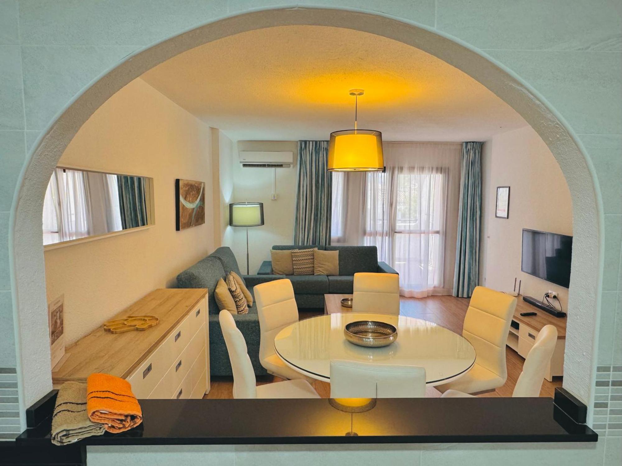 Pueblo Evita Premium Suites Benalmádena Buitenkant foto