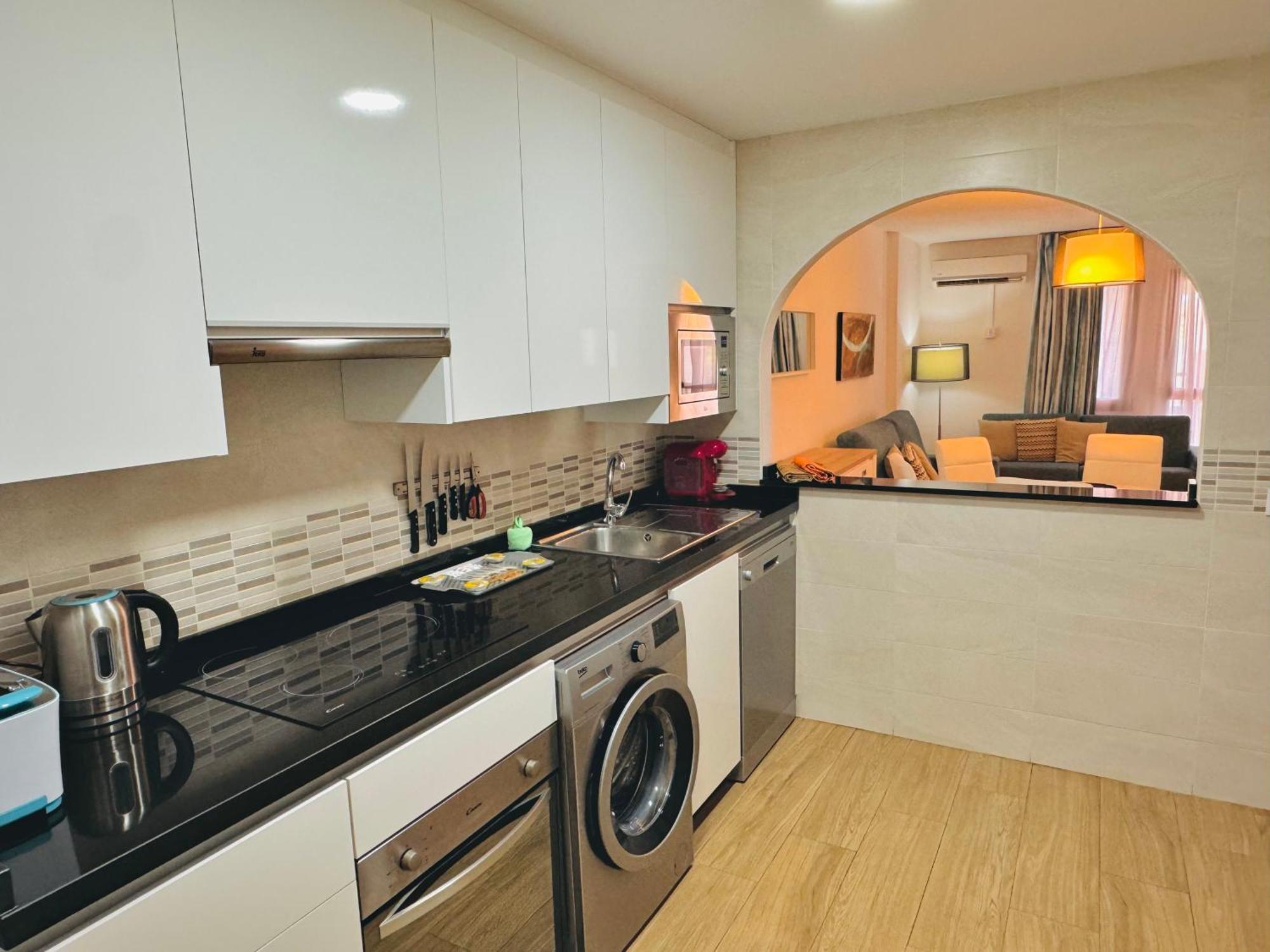 Pueblo Evita Premium Suites Benalmádena Buitenkant foto