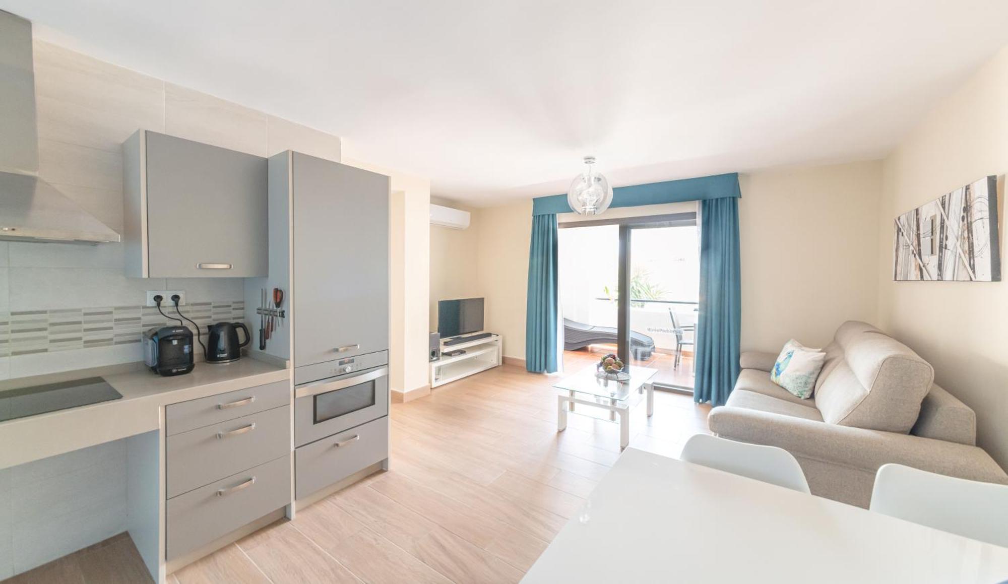 Pueblo Evita Premium Suites Benalmádena Buitenkant foto