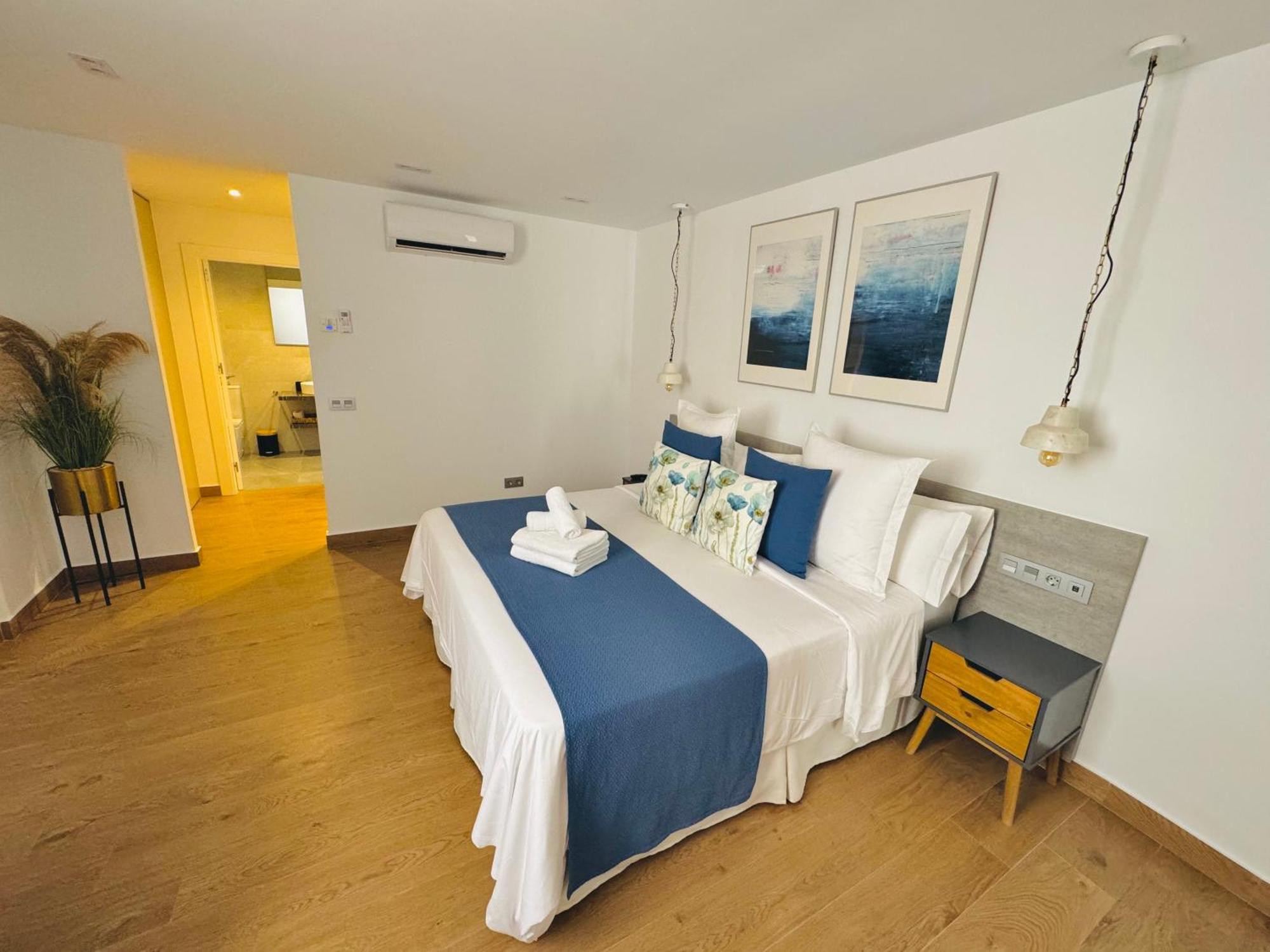 Pueblo Evita Premium Suites Benalmádena Buitenkant foto