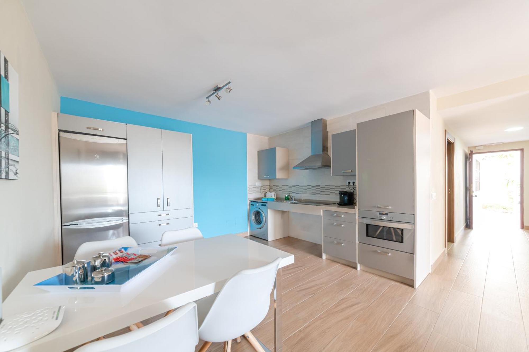 Pueblo Evita Premium Suites Benalmádena Buitenkant foto