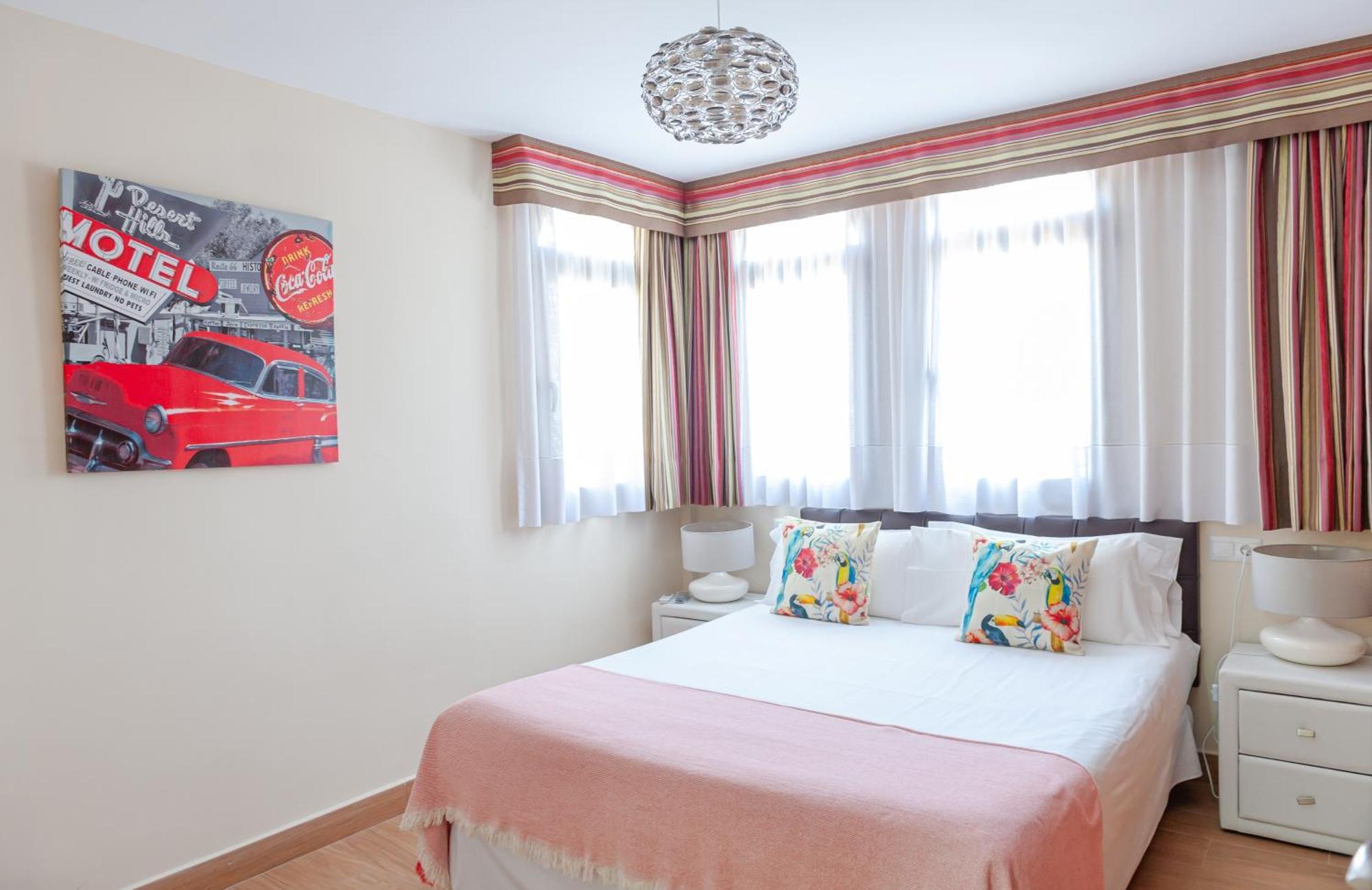 Pueblo Evita Premium Suites Benalmádena Buitenkant foto