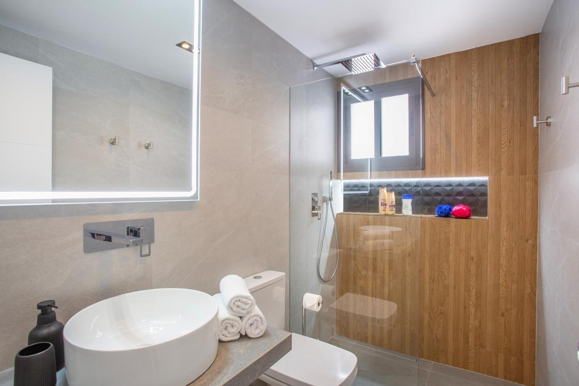 Pueblo Evita Premium Suites Benalmádena Buitenkant foto