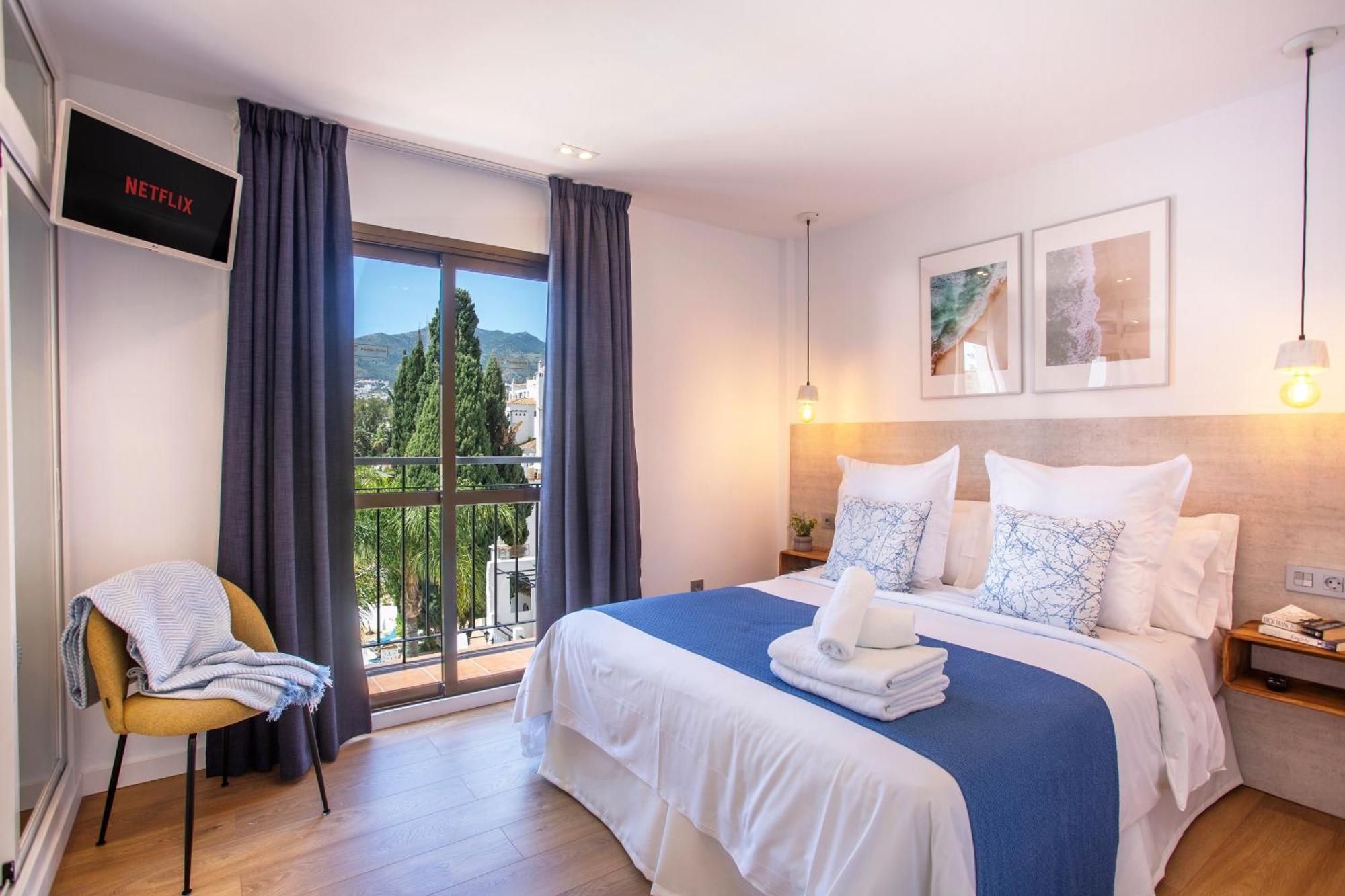 Pueblo Evita Premium Suites Benalmádena Buitenkant foto