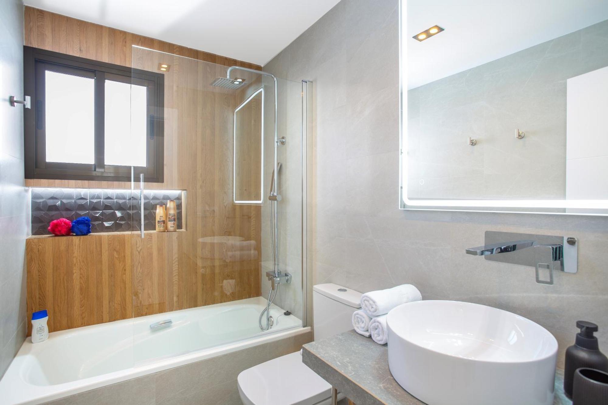 Pueblo Evita Premium Suites Benalmádena Buitenkant foto