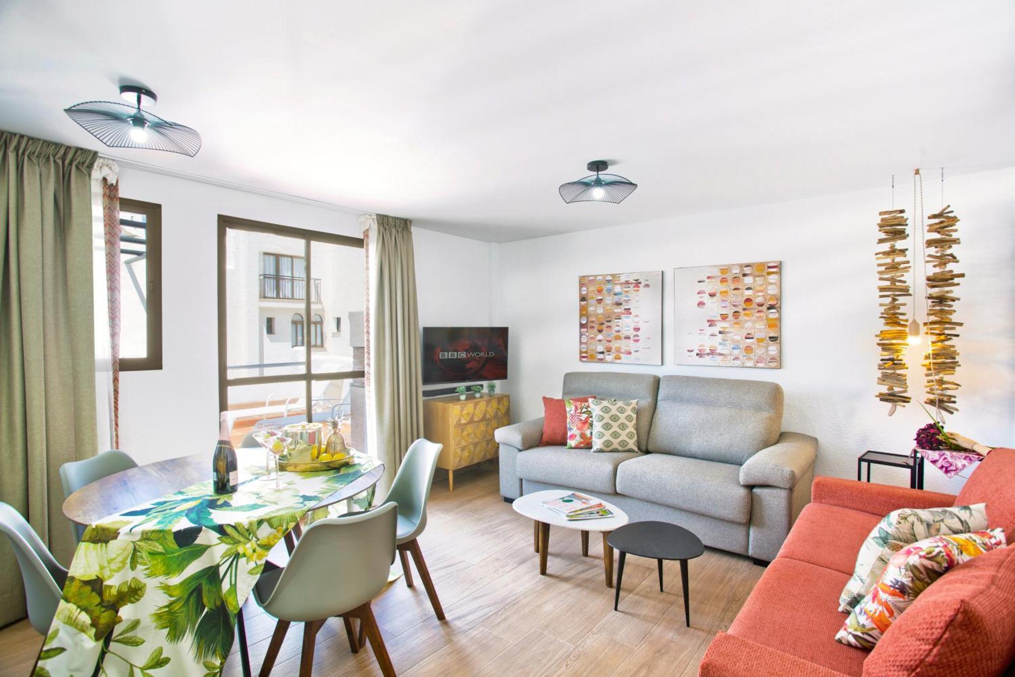 Pueblo Evita Premium Suites Benalmádena Buitenkant foto