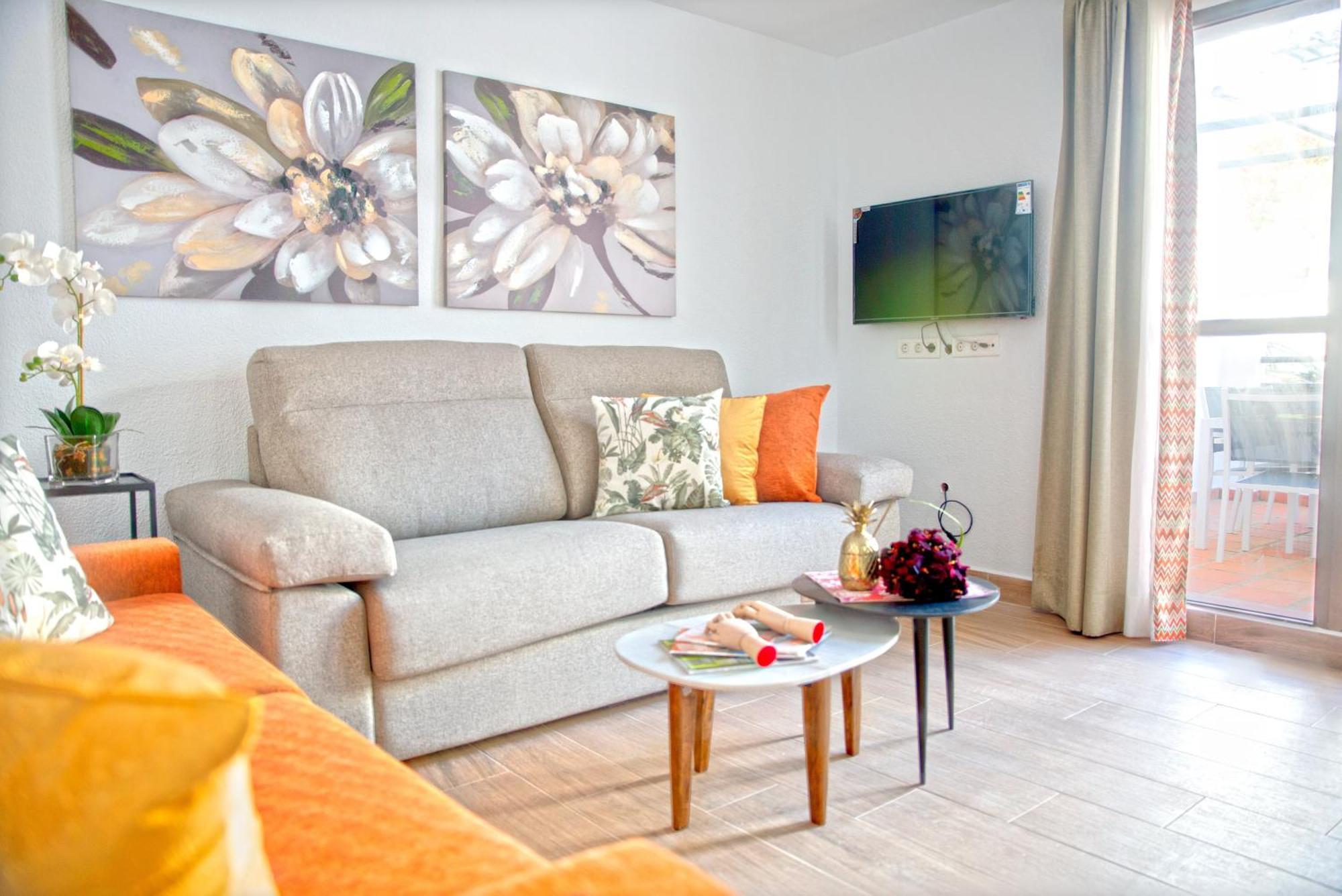Pueblo Evita Premium Suites Benalmádena Buitenkant foto