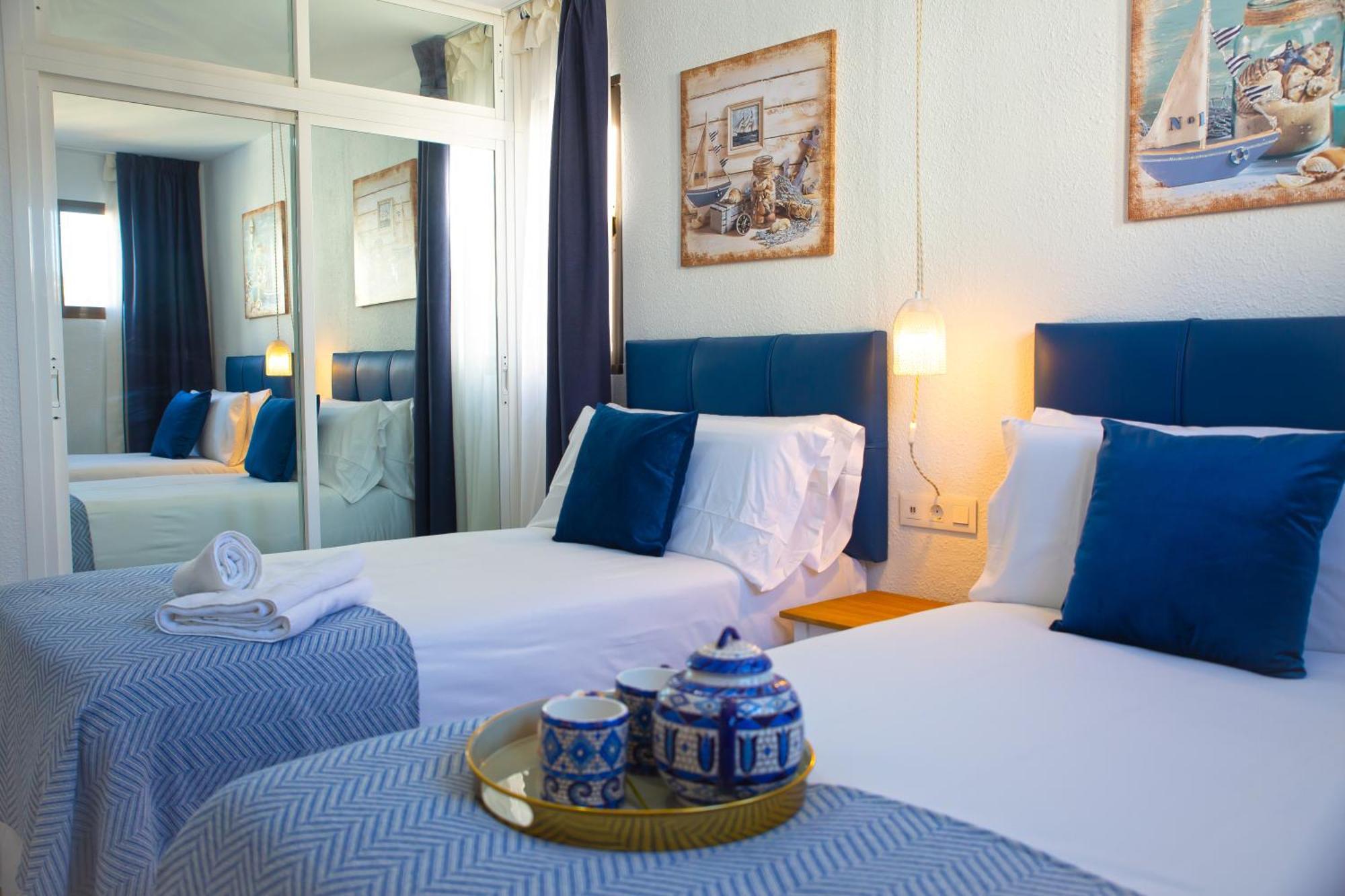Pueblo Evita Premium Suites Benalmádena Buitenkant foto